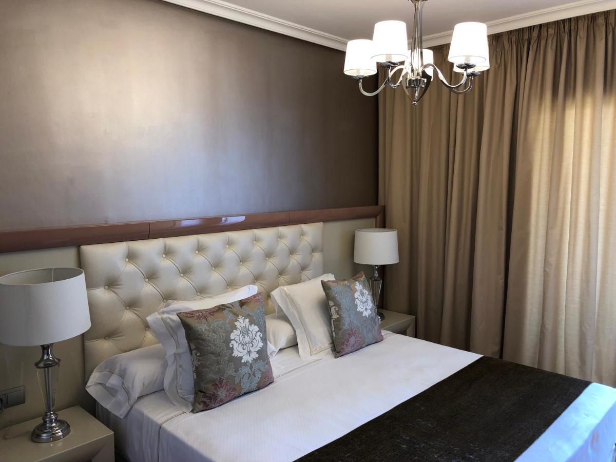 Apartahotel Artplatinum &