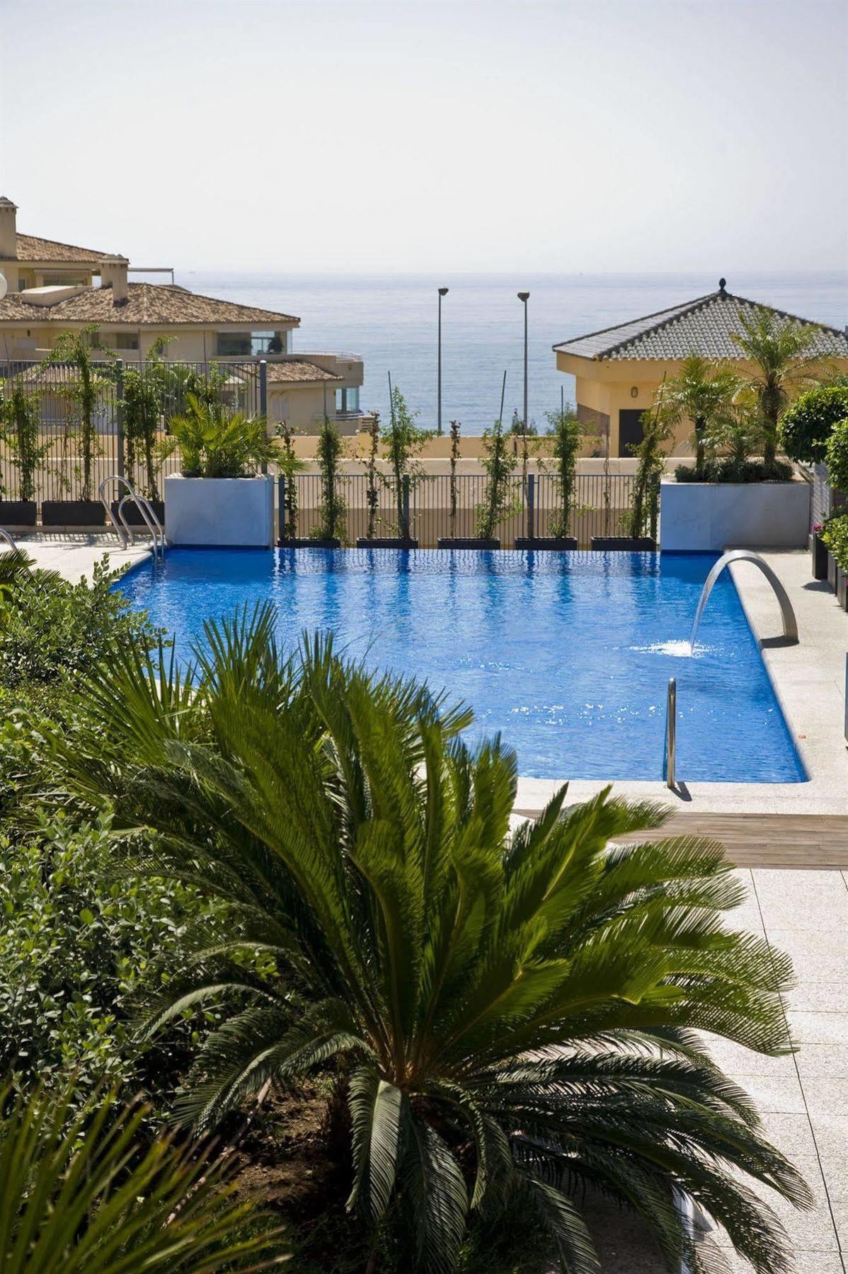 Apartahotel Artplatinum & 4*
